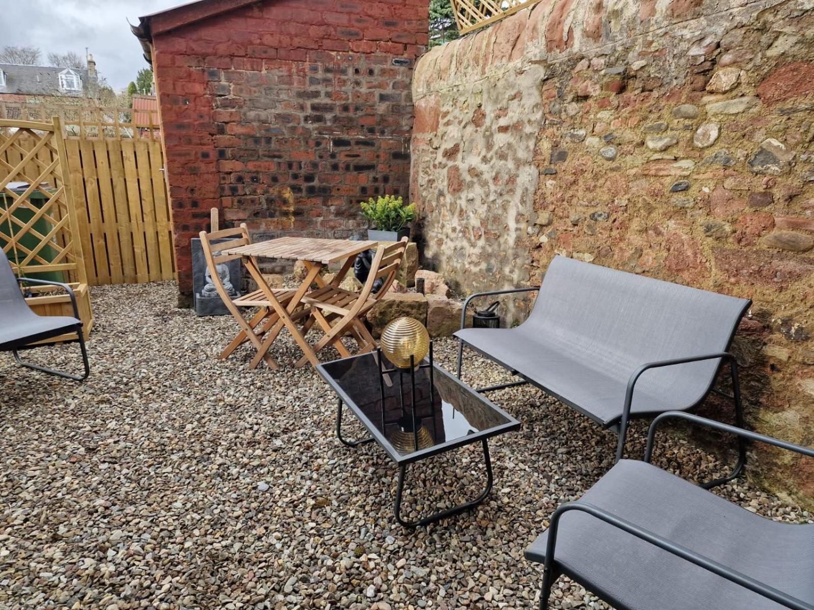 Grange8 Luxury Snug & Courtyard In Blairgowrie Blairgowrie and Rattray Exterior foto